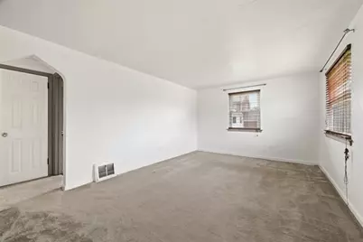 2514 Alberta Cir, West Mifflin, PA 15122 - Photo 11