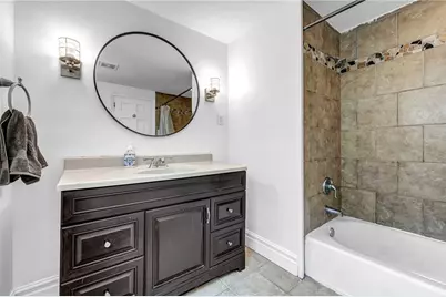 3225 Comanche Rd, Bethel Park, PA 15241 - Photo 15