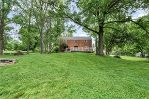 3225 Comanche Rd, Bethel Park, PA 15241 - Photo 41