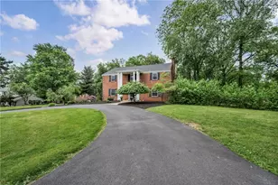 3225 Comanche Rd, Bethel Park, PA 15241 - Photo 31