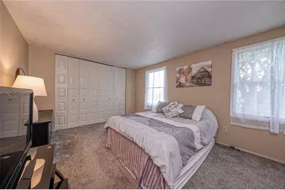 26 Robin Dr, South Strabane, PA 15301 - Photo 15