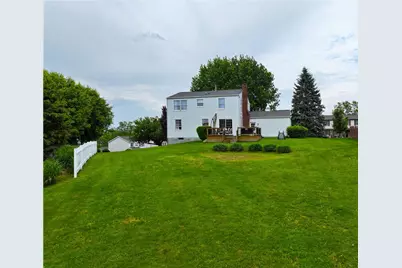 26 Robin Dr, South Strabane, PA 15301 - Photo 5