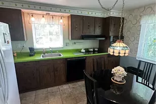 200 Arla Dr, Green Tree, PA 15220 - Photo 21