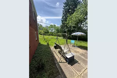 200 Arla Dr., Green Tree, PA 15220 - Photo 11