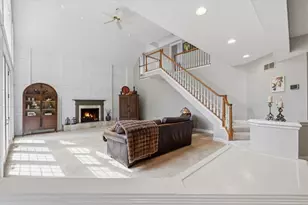 117 Lyndhurst Cir, Pine Township, PA 15090 - Photo 13