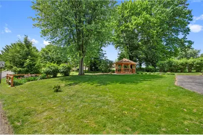 3210 Thornwood Drive, Bethel Park, PA 15102 - Photo 23