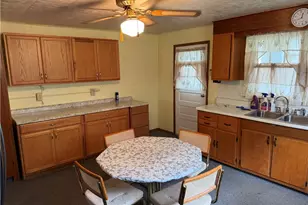 42 Cedar St, Center Township-Homer City, PA 15731 - Photo 3