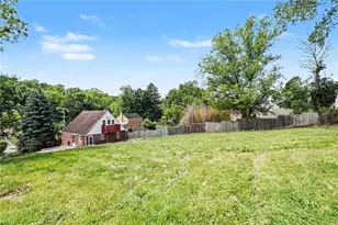 525 Agnew Rd, Pittsburgh, PA 15227 - Photo 25