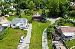 525 Agnew Rd, Pittsburgh, PA 15227 - Photo 3