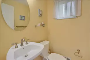 3970 Deervue Dr, Pittsburgh, PA 15227 - Photo 25
