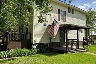 8 Lancaster Ave, Greenville Boro, PA 16125 - Photo 3