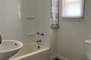 8 Lancaster Ave, Greenville Boro, PA 16125 - Photo 15