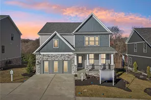 404 Barons Ct, Peters Township, PA 15637 - Photo 1