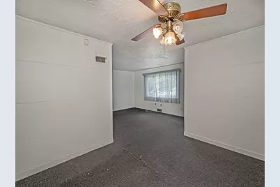 5 Crooked Run Rd, North Versailles, PA 15137 - Photo 5