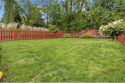 732 Kewanna Avenue, Pittsburgh, PA 15234 - Photo 35