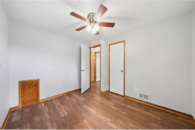551 Hickory Dr, Hempfield Township, PA 15601 - Photo 17