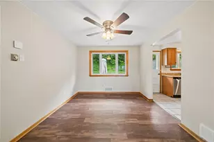 551 Hickory Dr, Hempfield Township, PA 15601 - Photo 9