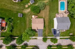 117 Carlye Dr, Cranberry Township, PA 16066 - Photo 3