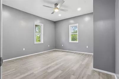 27 1st St, Smith Township, PA 15078 - Photo 13
