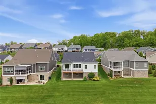 214 Maid Marion Ln, Canonsburg, PA 15317 - Photo 5