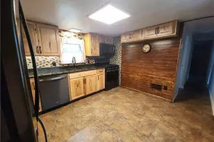 208 York Cirle, Rostraver, PA 15012 - Photo 11