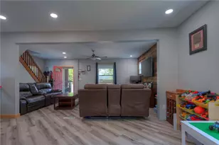 213 N 6th St, Youngwood, PA 15697 - Photo 7