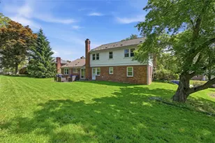 8273 Brittany Pl, Pittsburgh, PA 15237 - Photo 41