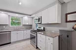 219 Curtis St, Pittsburgh, PA 15235 - Photo 9