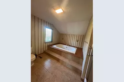 421 Hayes Lane, New Castle, PA 16105 - Photo 13