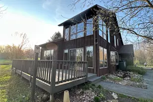421 Hayes Ln, New Castle, PA 16105 - Photo 1