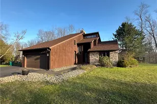 421 Hayes Ln, New Castle, PA 16105 - Photo 25