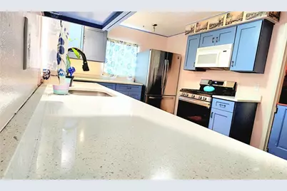 816 E 11th Ave, Munhall, PA 15120 - Photo 5
