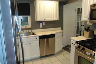 409 Sandy Dr, Pittsburgh, PA 15116 - Photo 5