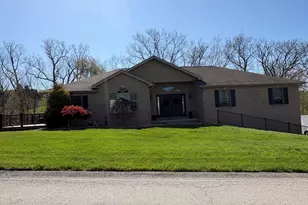 108 Sunray Dr, Center Township, PA 15001 - Photo 3