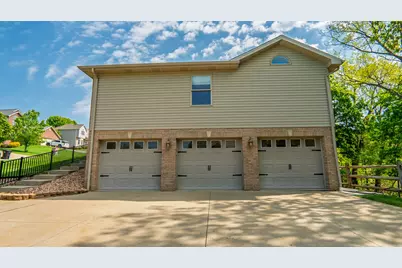 108 Sunray Drive, Center Township, PA 15001 - Photo 5