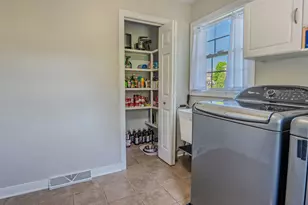 108 Sunray Dr, Center Township, PA 15001 - Photo 15