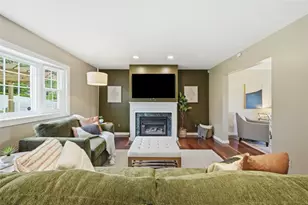 4003 Oak Point Cir, Kennedy Township, PA 15136 - Photo 11