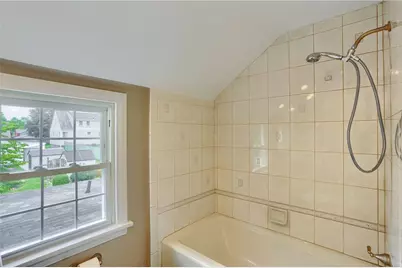 516 Pine Ave, Ellwood City, PA 16117 - Photo 29