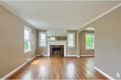 516 Pine Ave, Ellwood City, PA 16117 - Photo 5