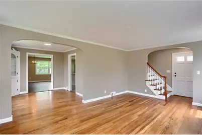 516 Pine Ave, Ellwood City, PA 16117 - Photo 7