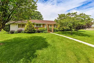 302 Pecan St, Sutersville, PA 15083 - Photo 1