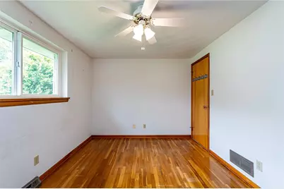 302 Pecan St, Sutersville, PA 15083 - Photo 27