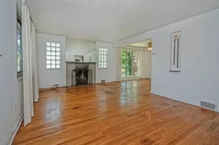 834 Hawthorne Dr, Blackridge, PA 15235 - Photo 5