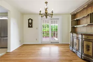 129 Donmor Dr, Ross Twp, PA 15237 - Photo 13