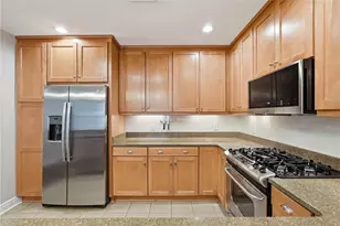 1219 Crescent Pl, Pittsburgh, PA 15217 - Photo 13