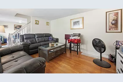 126 Pennoak Dr, Pittsburgh, PA 15235 - Photo 5