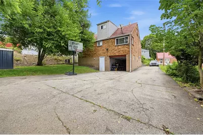 126 Pennoak Dr, Pittsburgh, PA 15235 - Photo 23