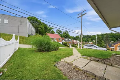 126 Pennoak Dr, Pittsburgh, PA 15235 - Photo 25