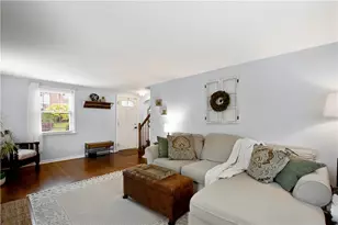 383 Woodcliff Cir, Scott Township, PA 15243 - Photo 5