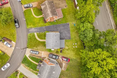 383 Woodcliff Cir, Scott Township, PA 15243 - Photo 27